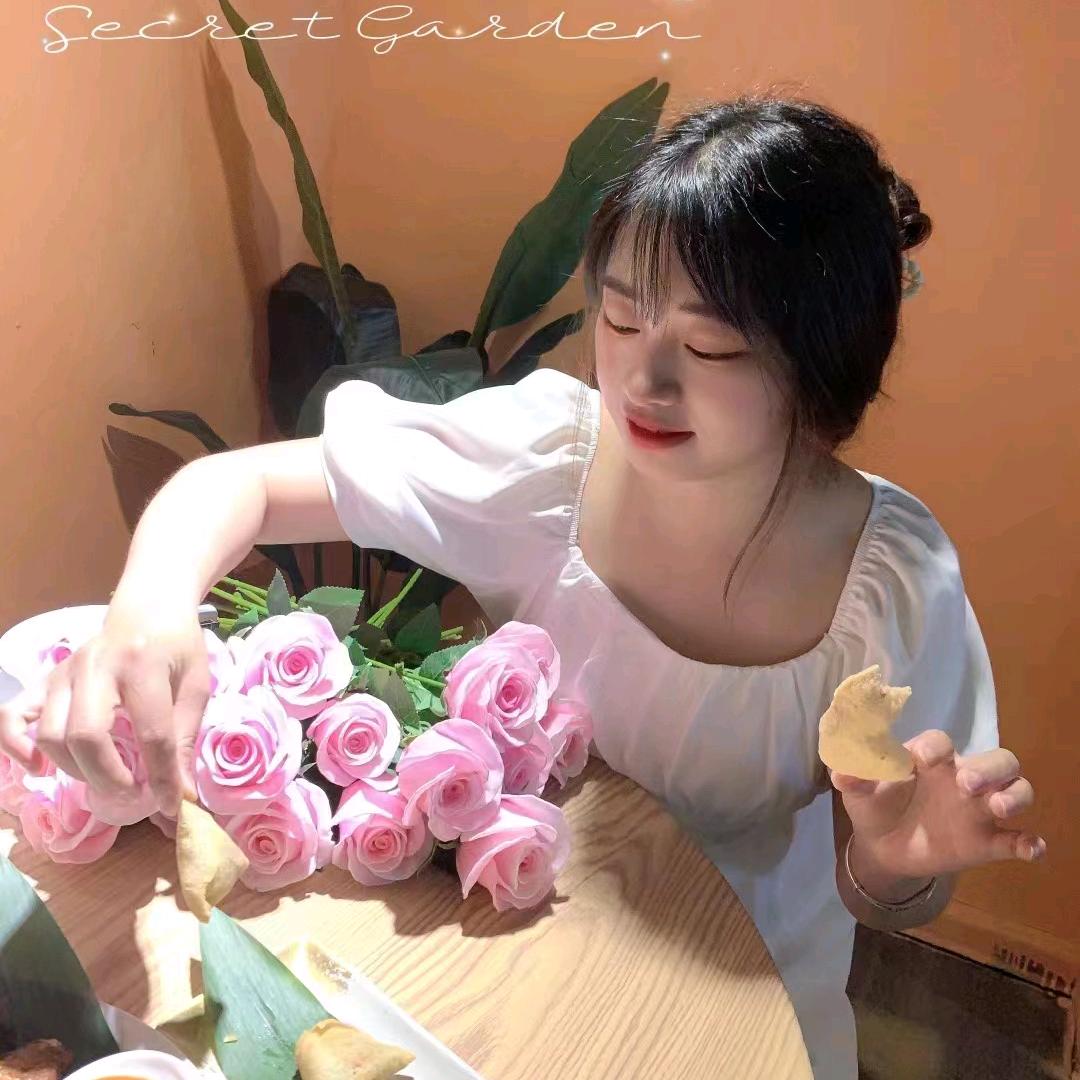 春心手工丝网花店