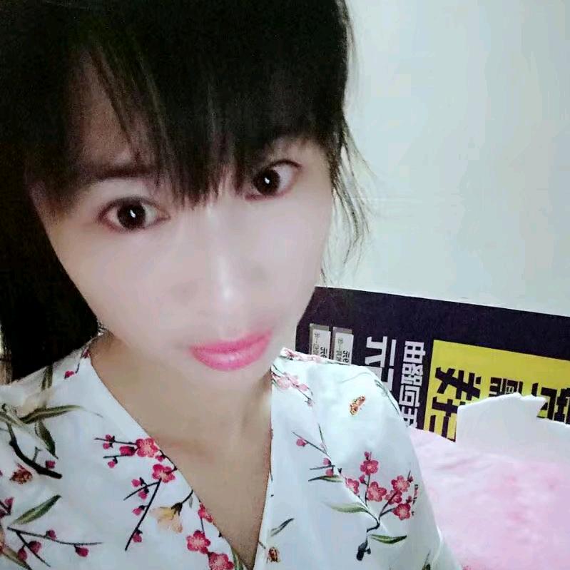 小曼