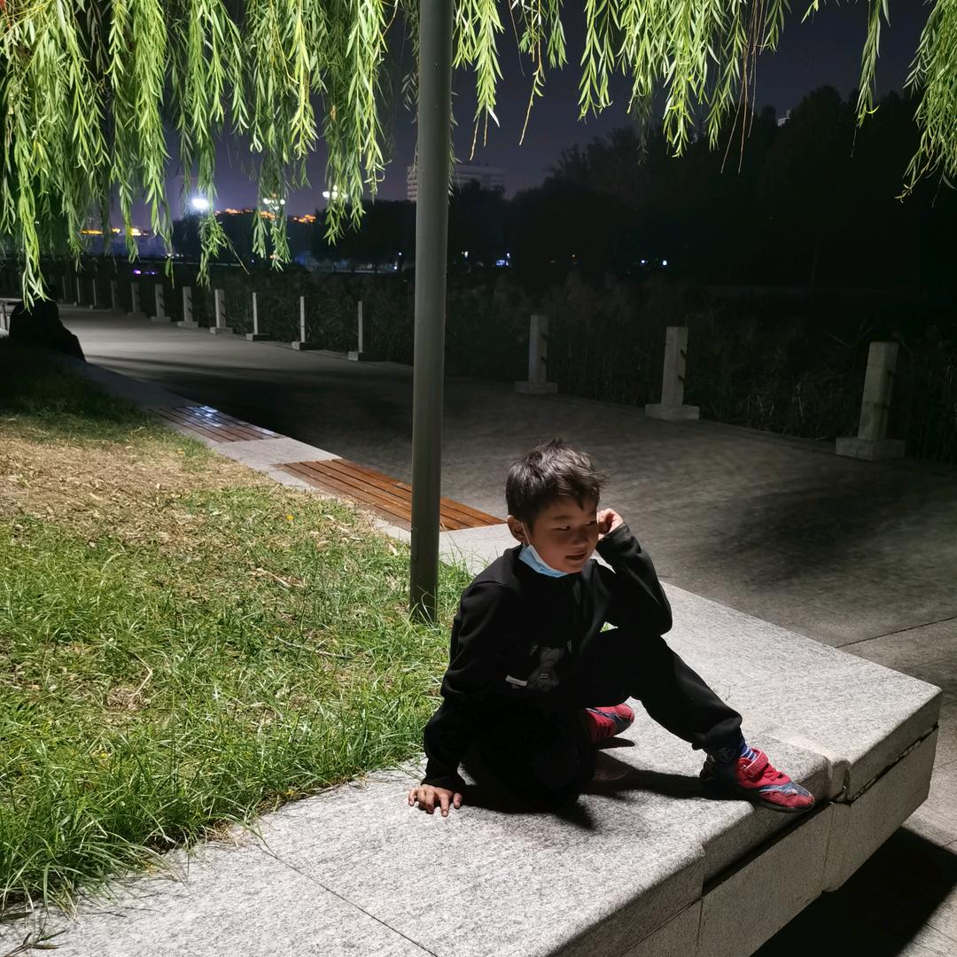 张妮儿