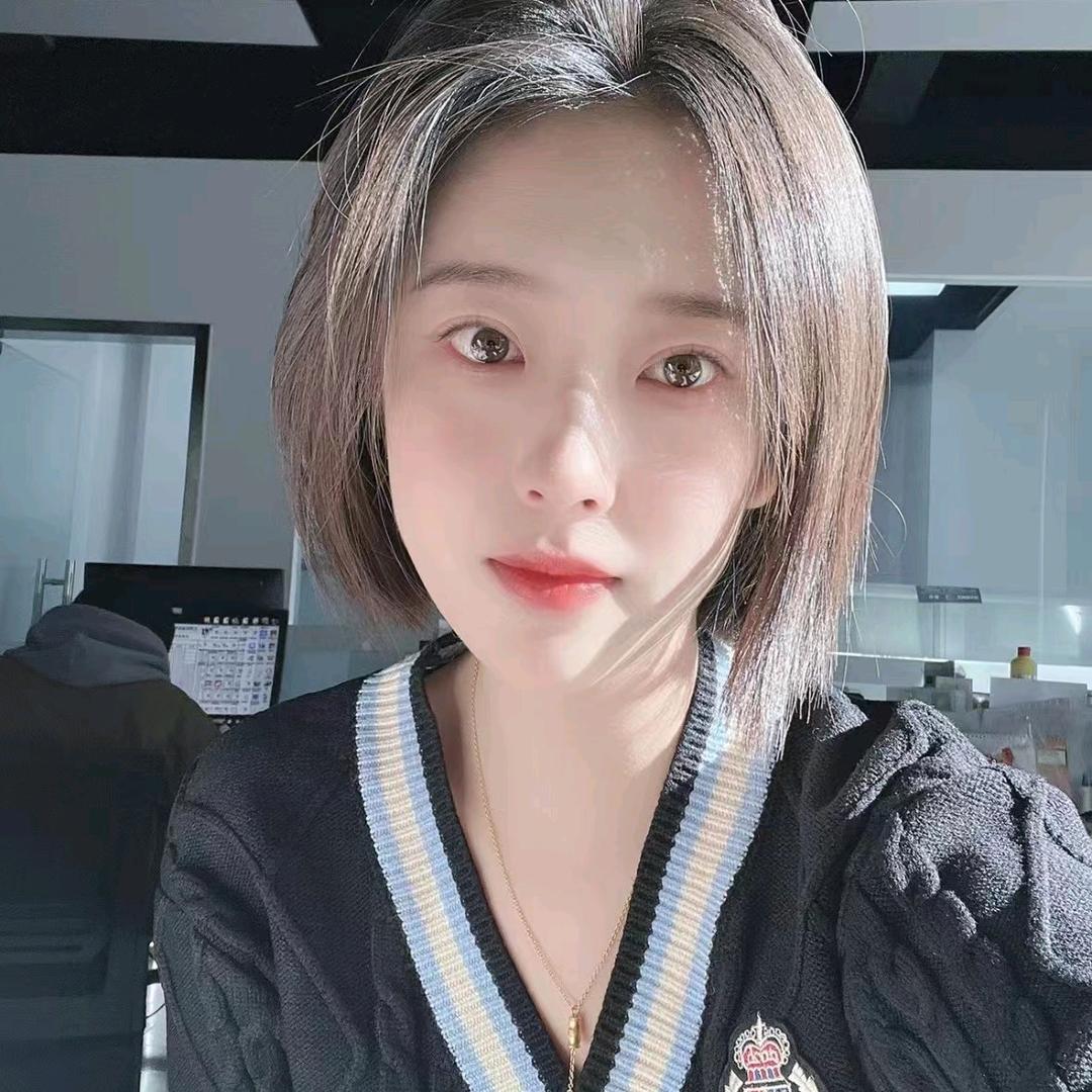 何丽丽