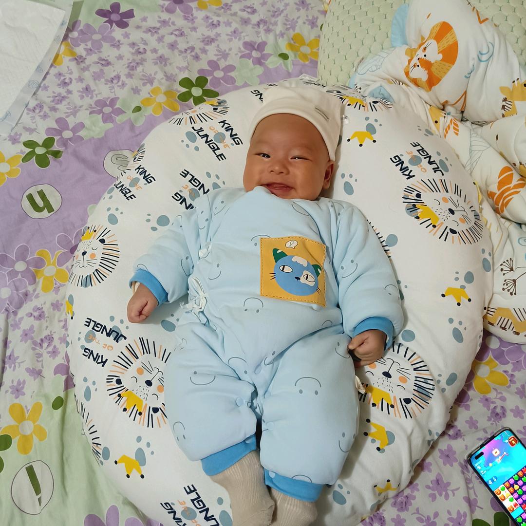 矿泉水给你喝。