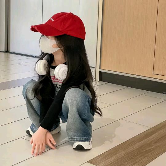 陳飛宇.