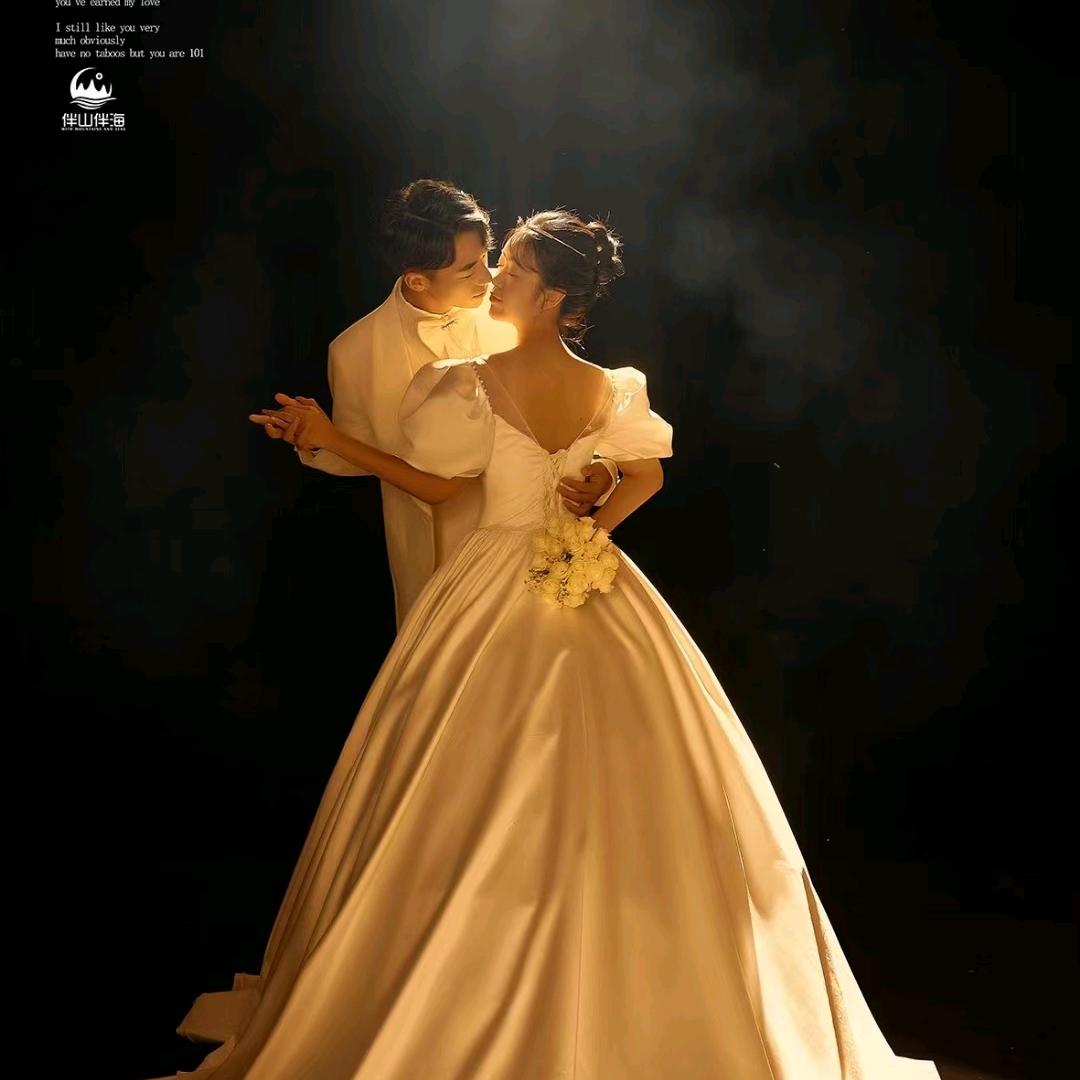 世纪情缘婚纱摄影+婚礼现场