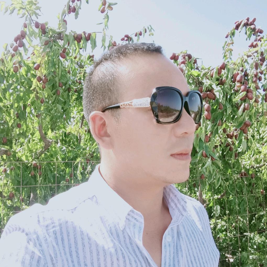 精剪坊罗忠