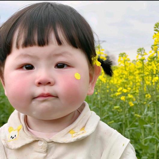 小梁同学👧