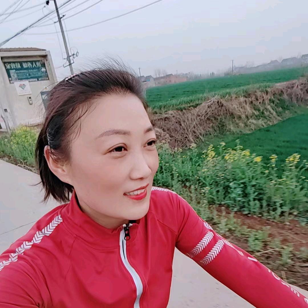 小燕子健身