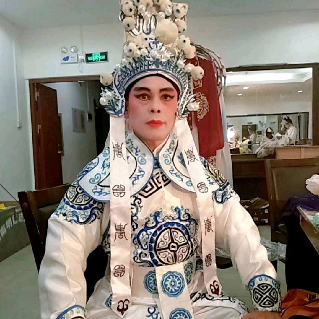 海南省江艺团长