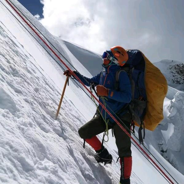 奥太娜，三奥聚古客栈