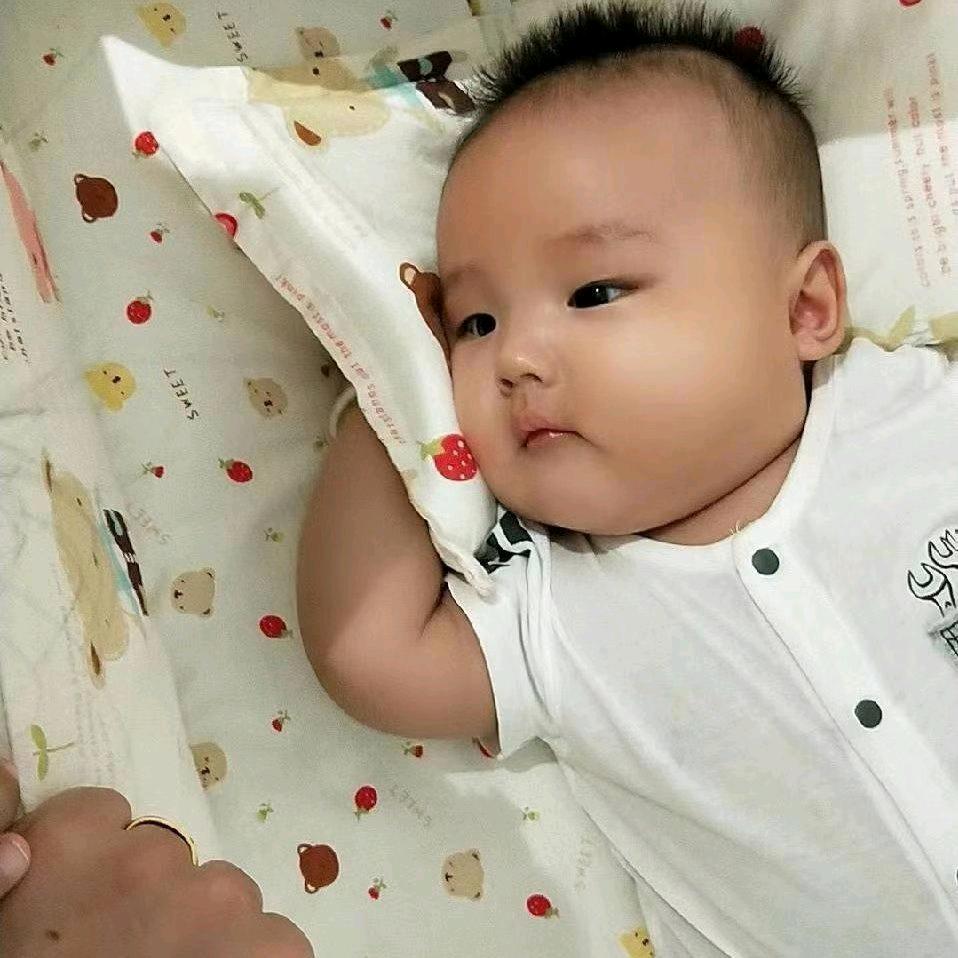 灰色轨迹丶