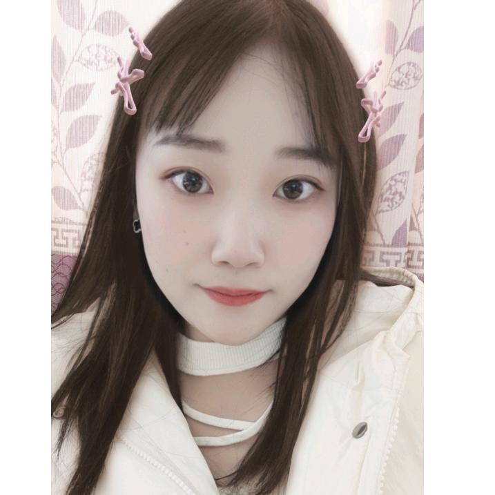 依依吖💋