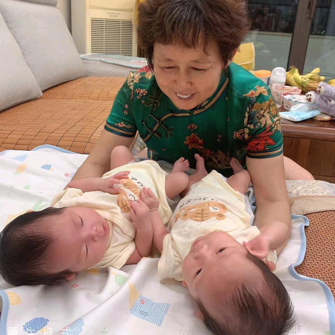 阳光母婴守护者。