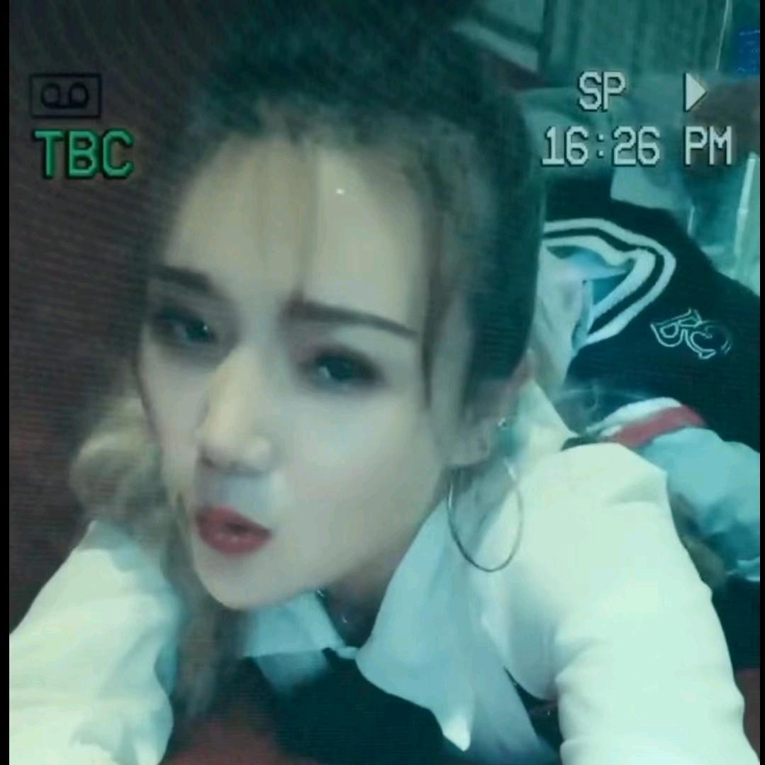 三个孩子的单身妈妈