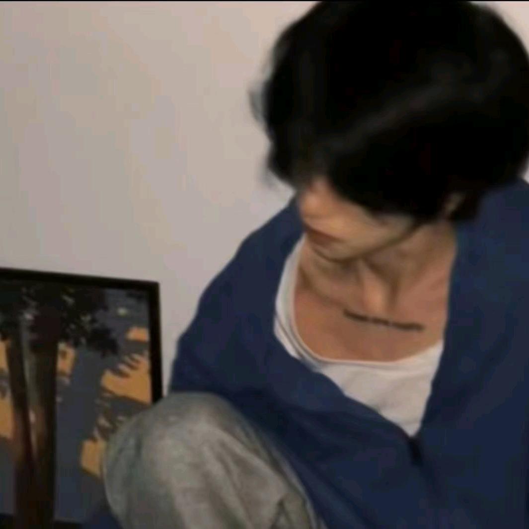 忧郁的大胃袋