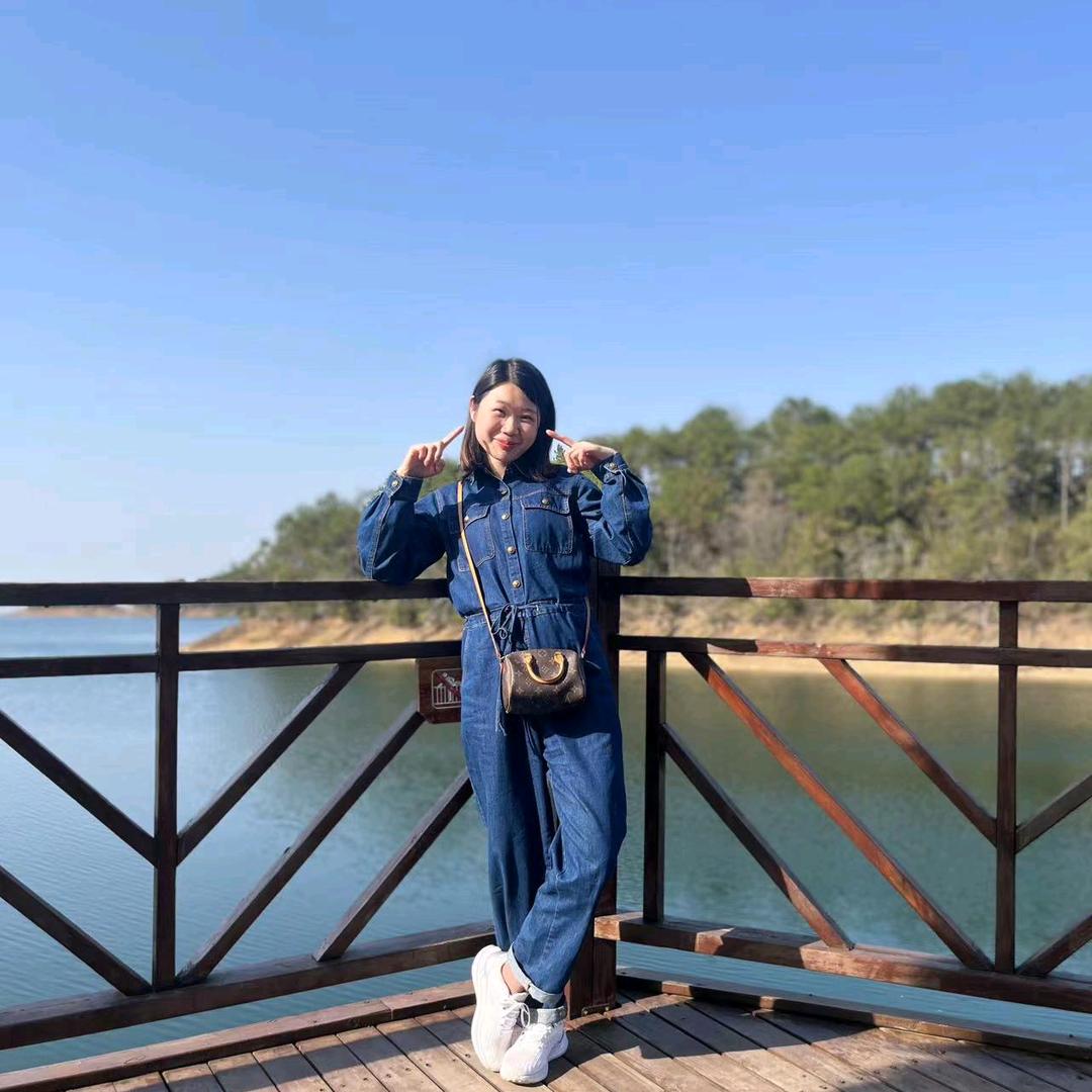 刘刘的店