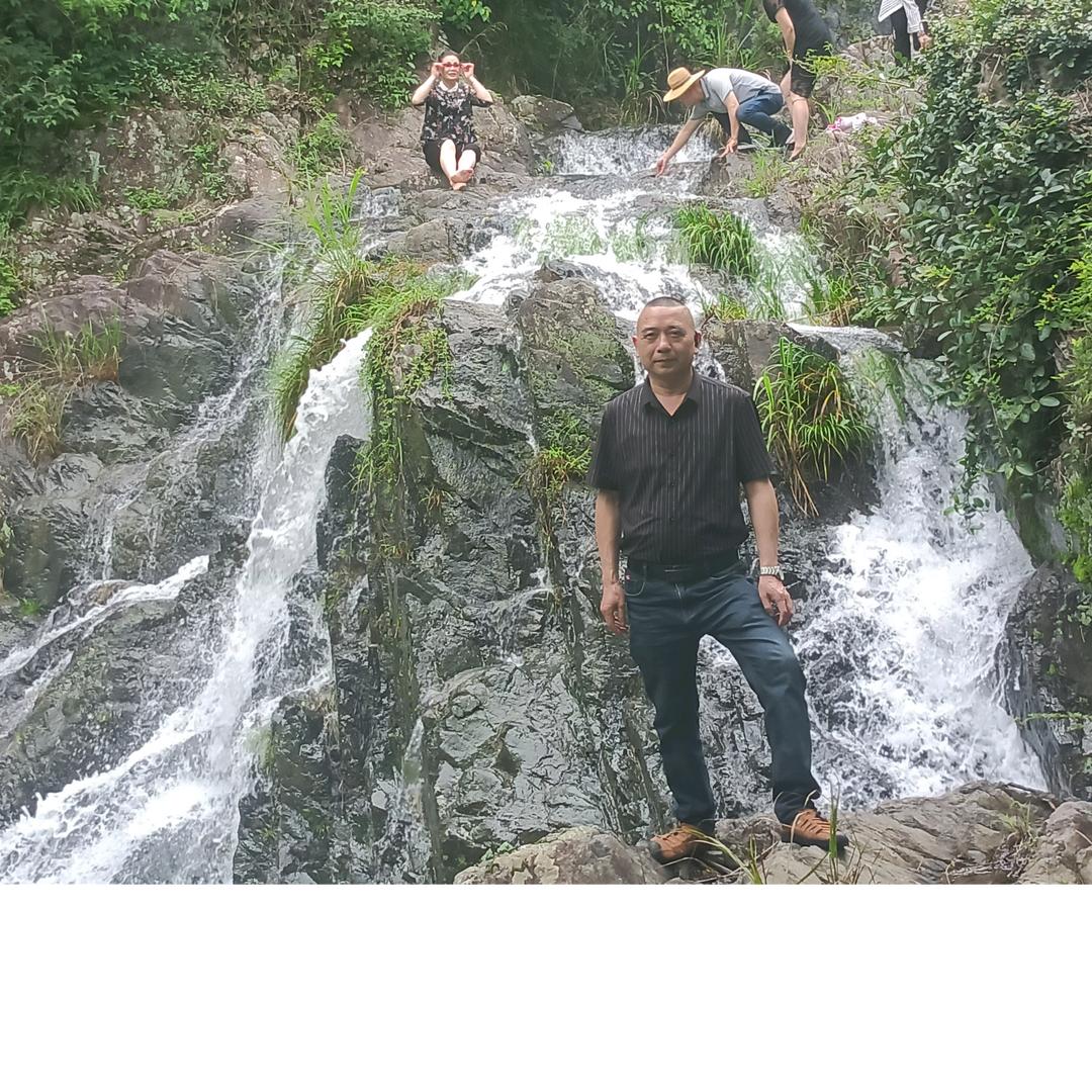 单身哥，蔡老四