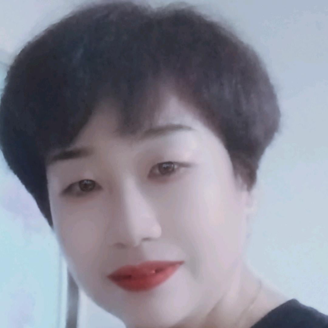 顾彩霞