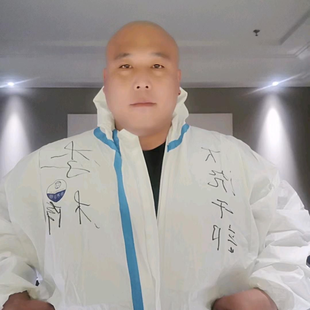 李啊楠