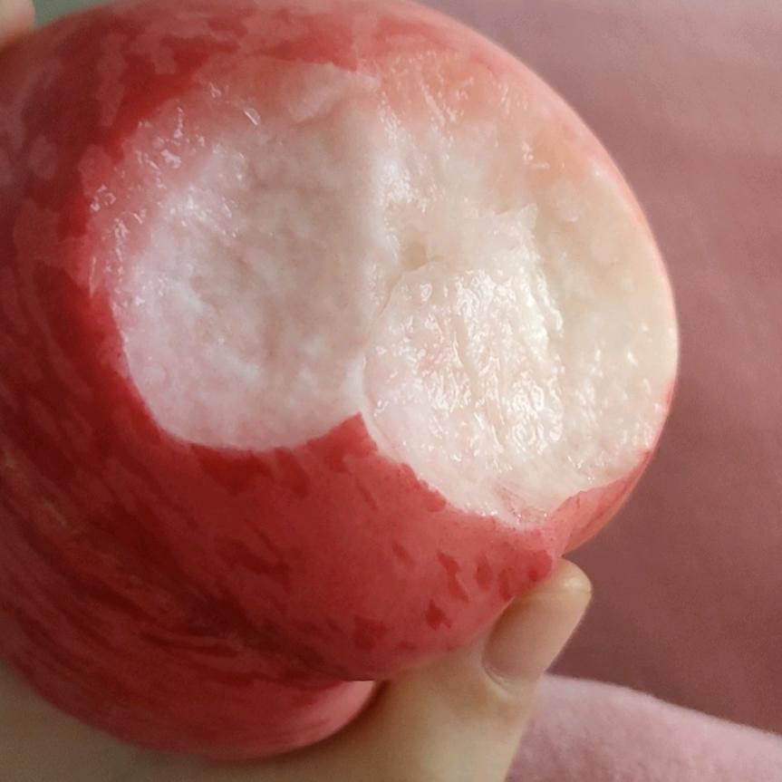 小小桃树洞