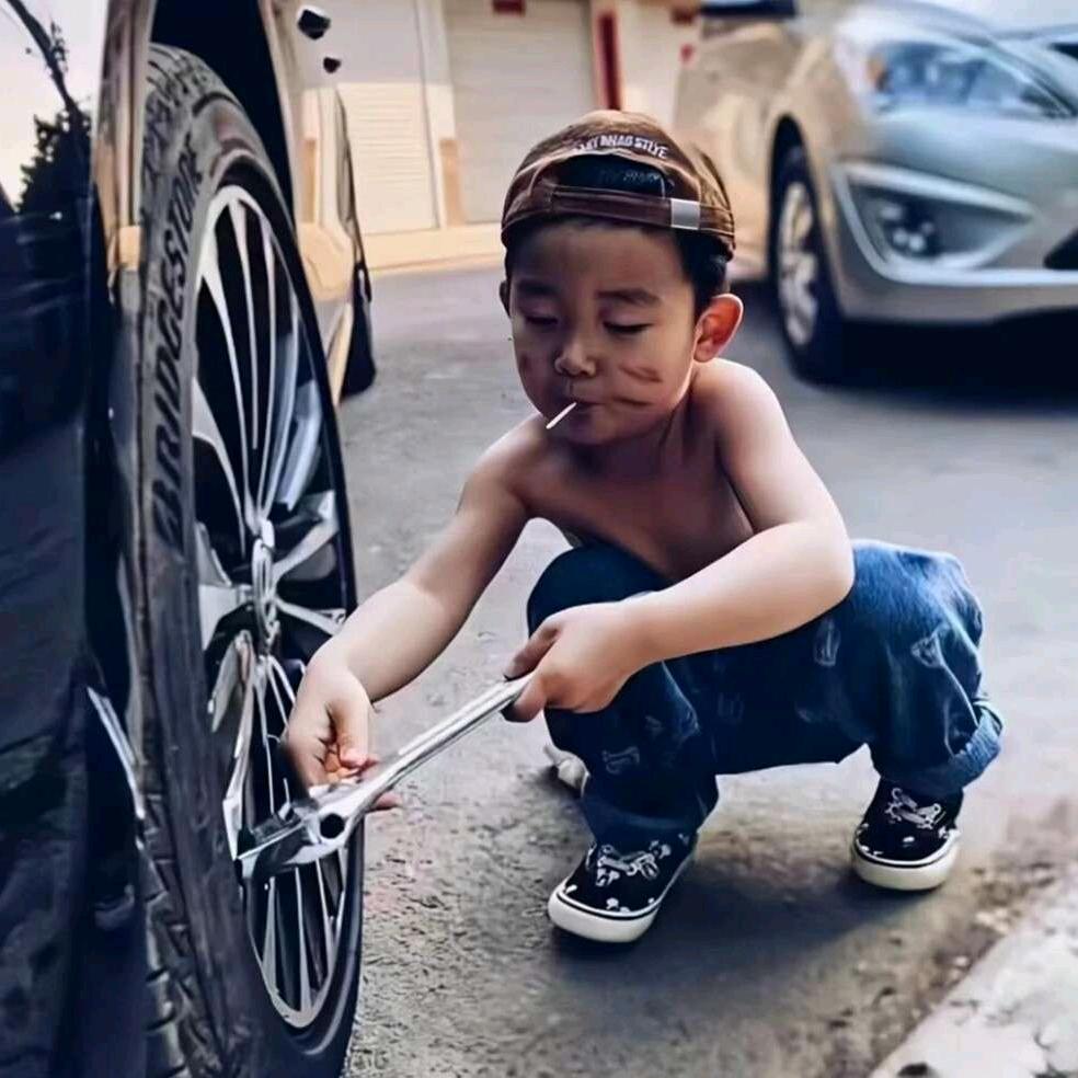 全皇城的顾思明头像