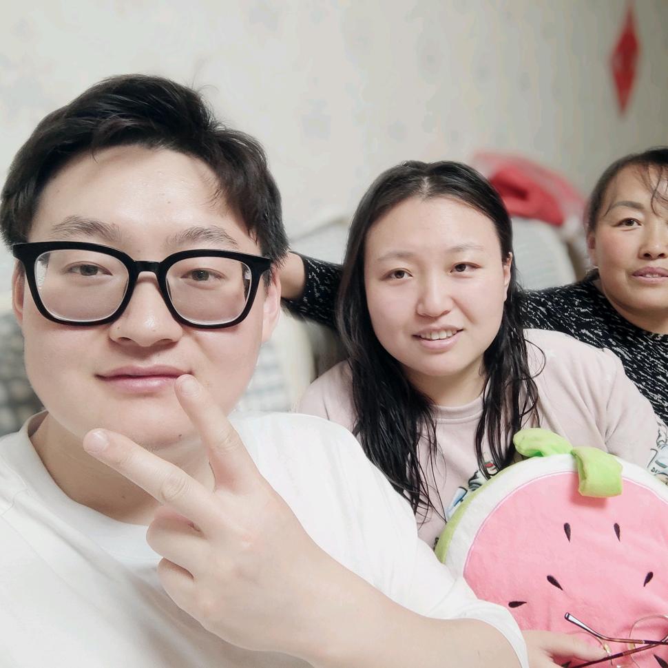 秋，，