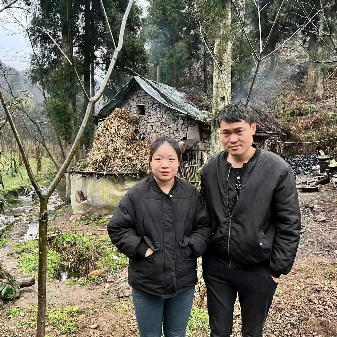 95夫妻大山生活