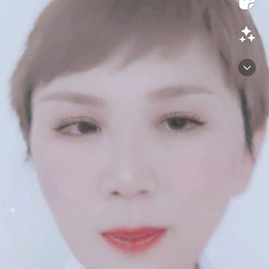 梦玲上午9点20开播好物推荐