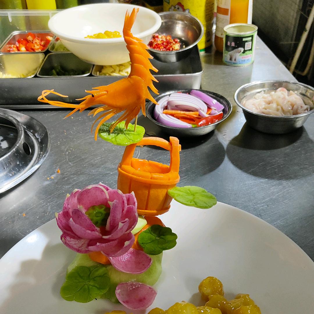 郁小卫