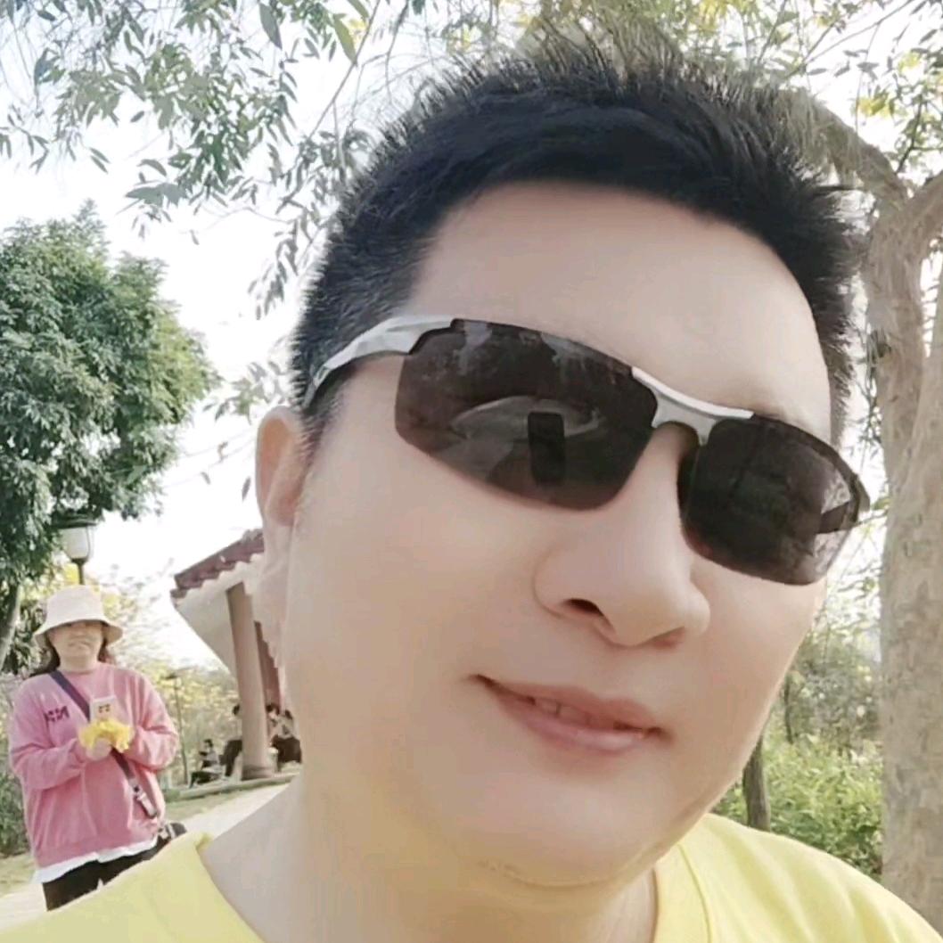 战斗中的将军(伟哥)