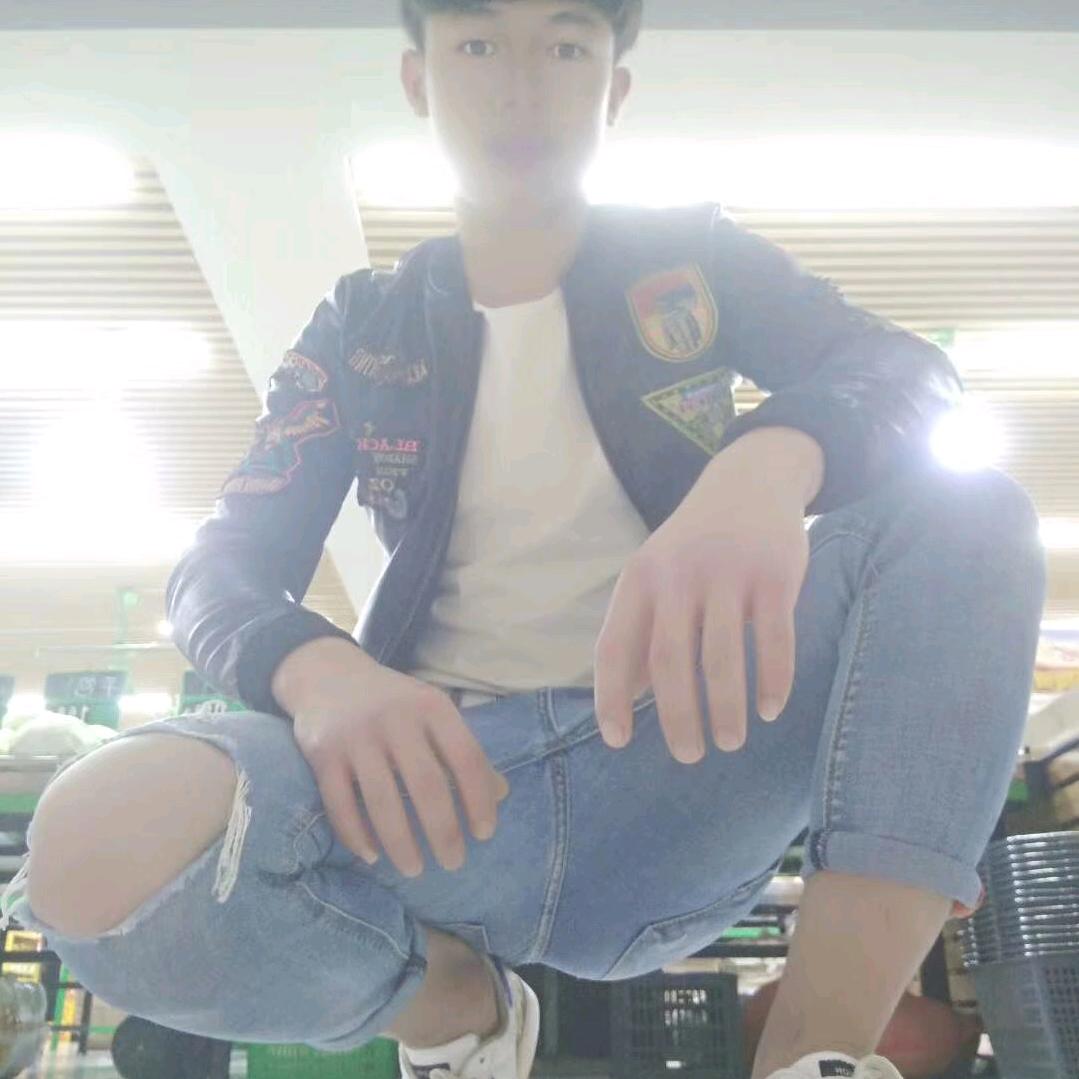 AAA啊龙啊💋