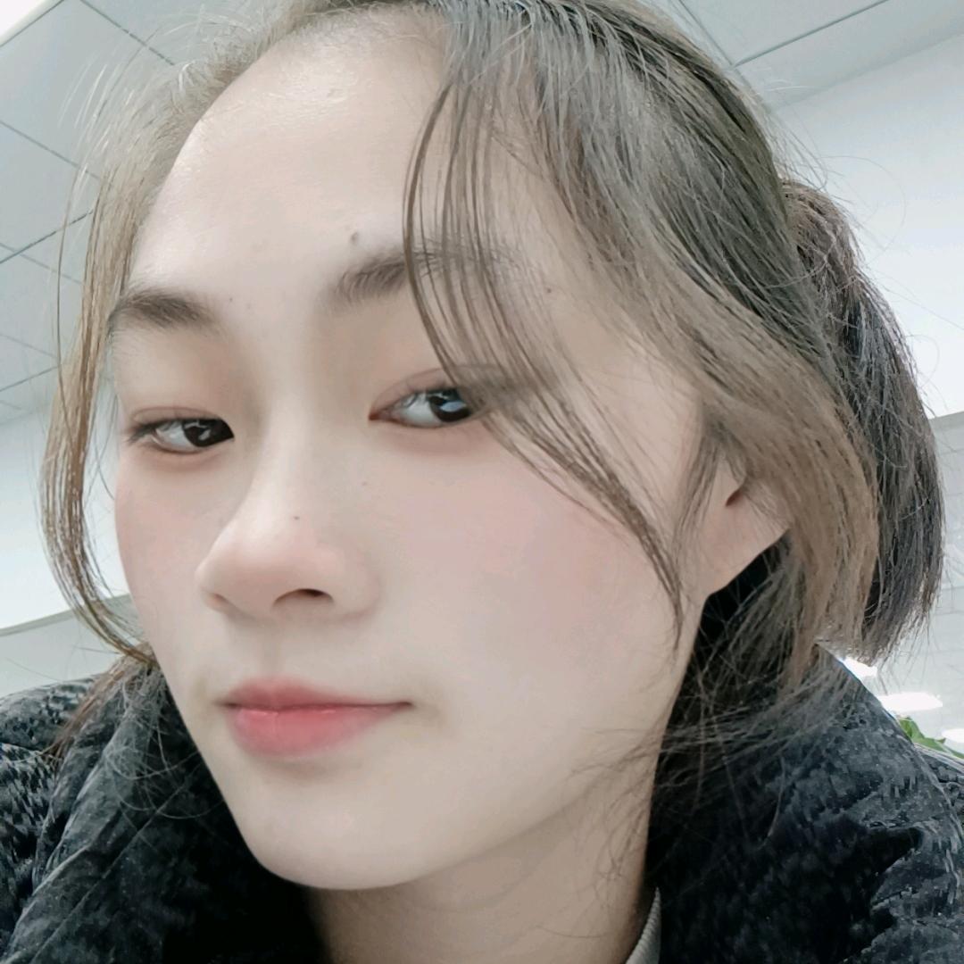 小雯呐