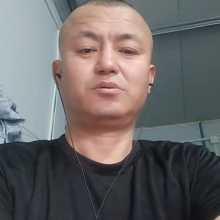 刘江