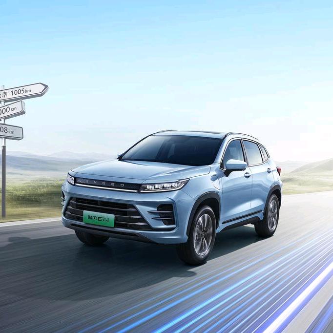 大彭姐爱拍车