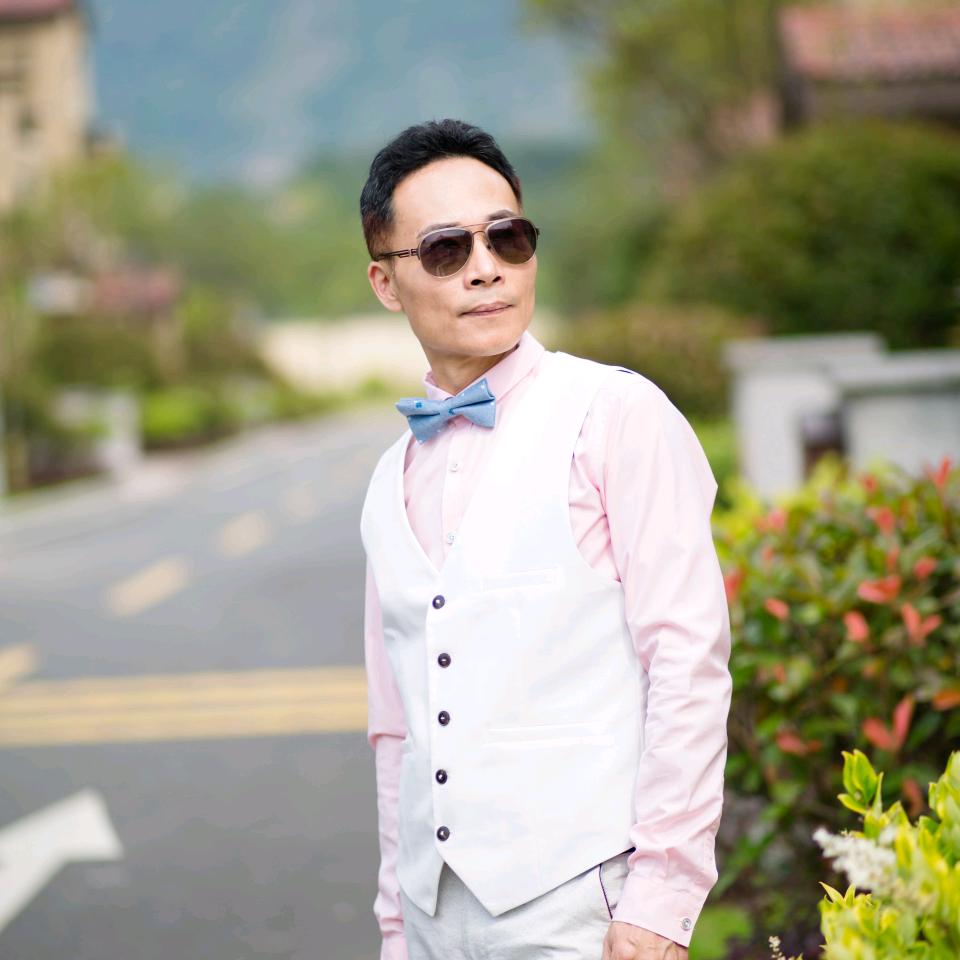 小明星播音主持