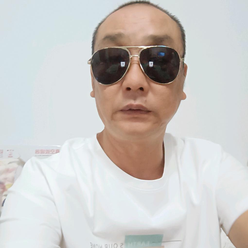 六哥