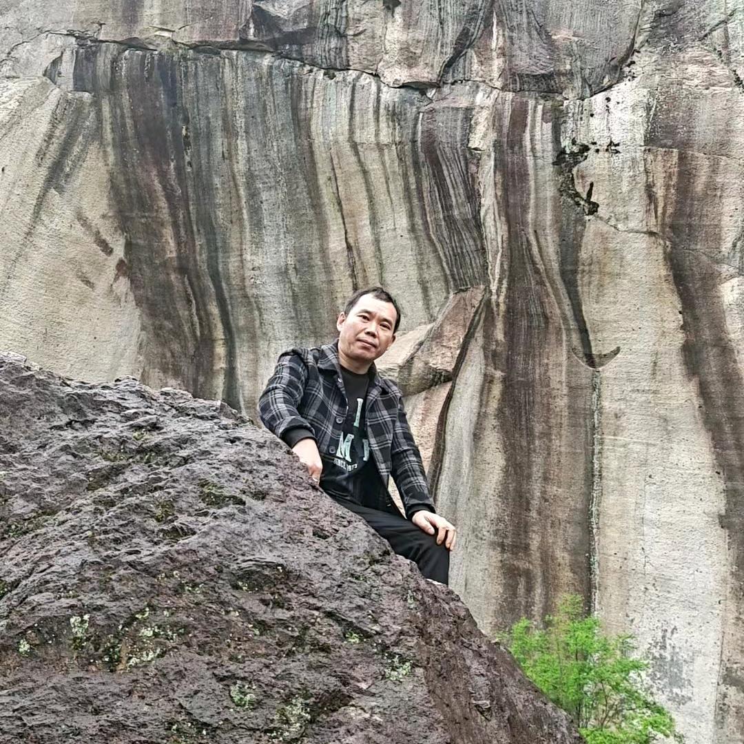 丁二歌