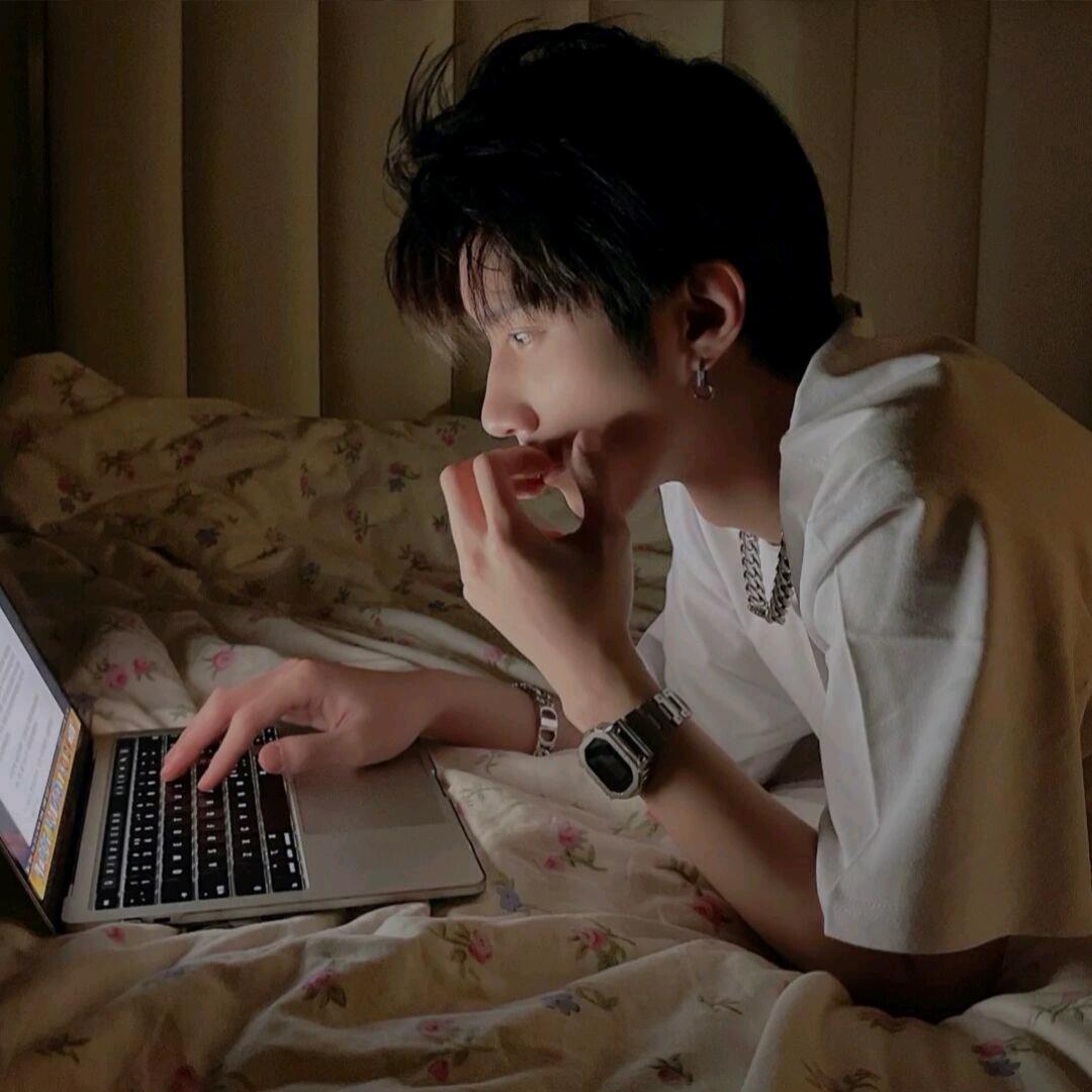 别假装很怀念（招代理）