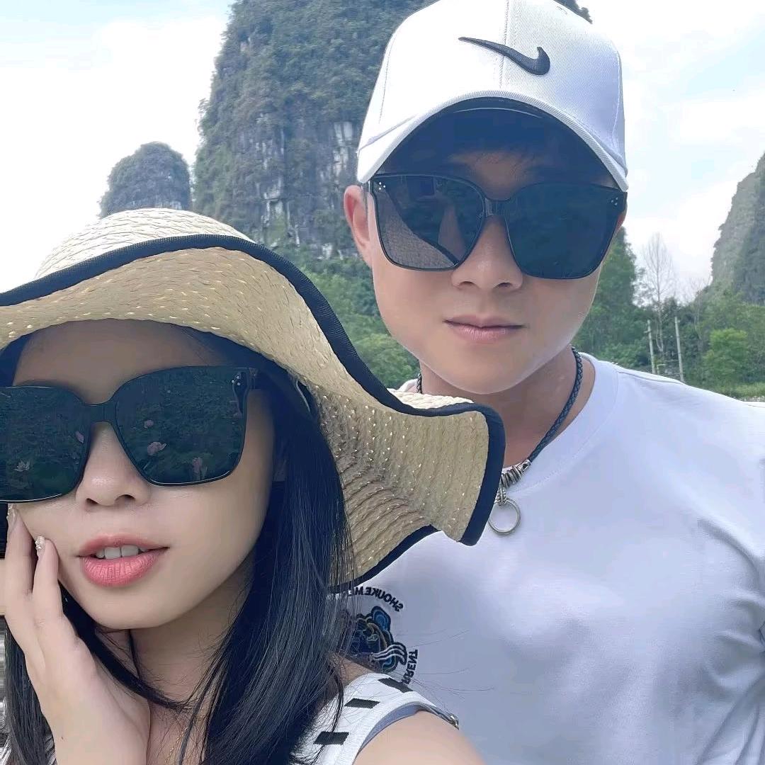 大勋(三角洲纯绿跑刀仔)