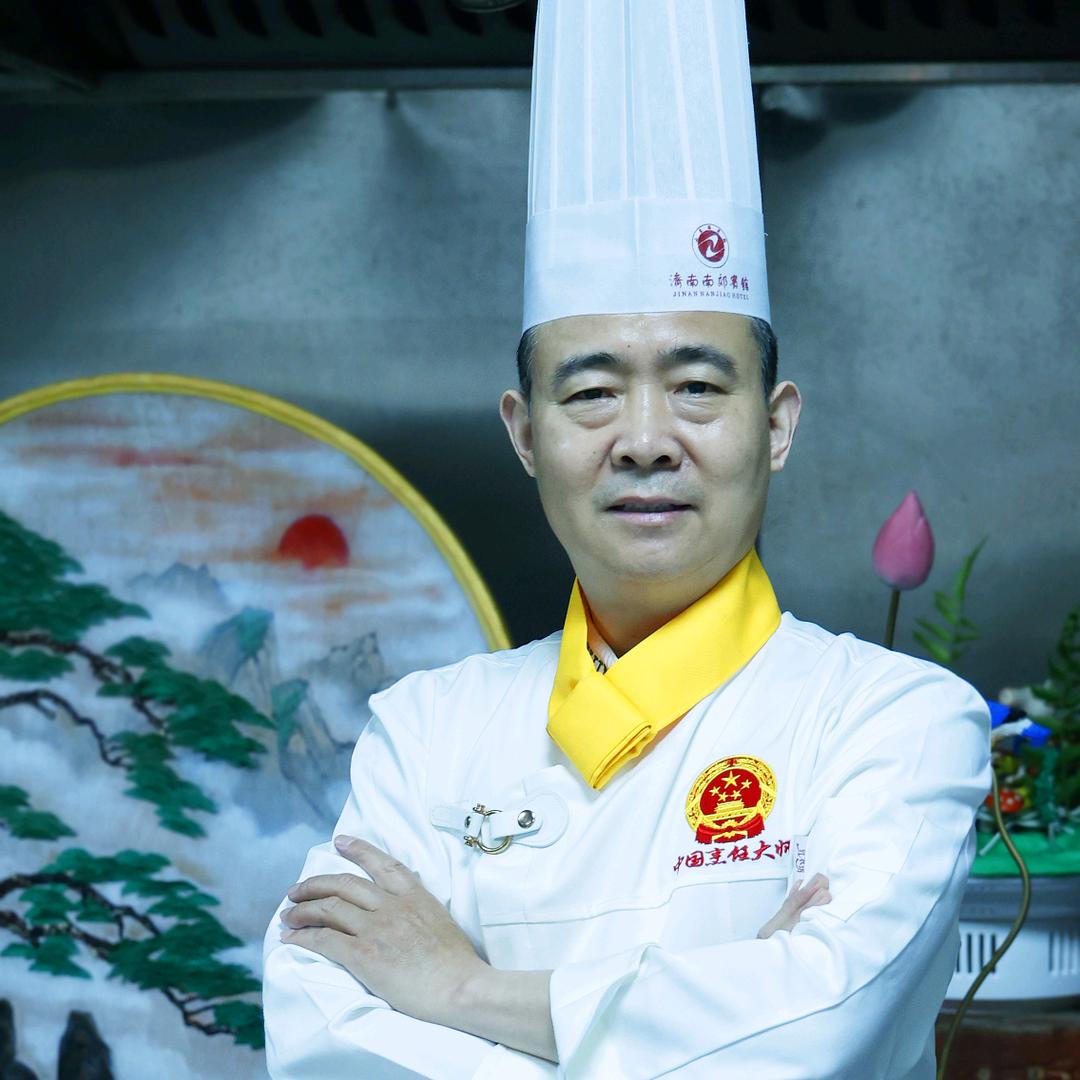 国宴精品位餐，凡东塑艺