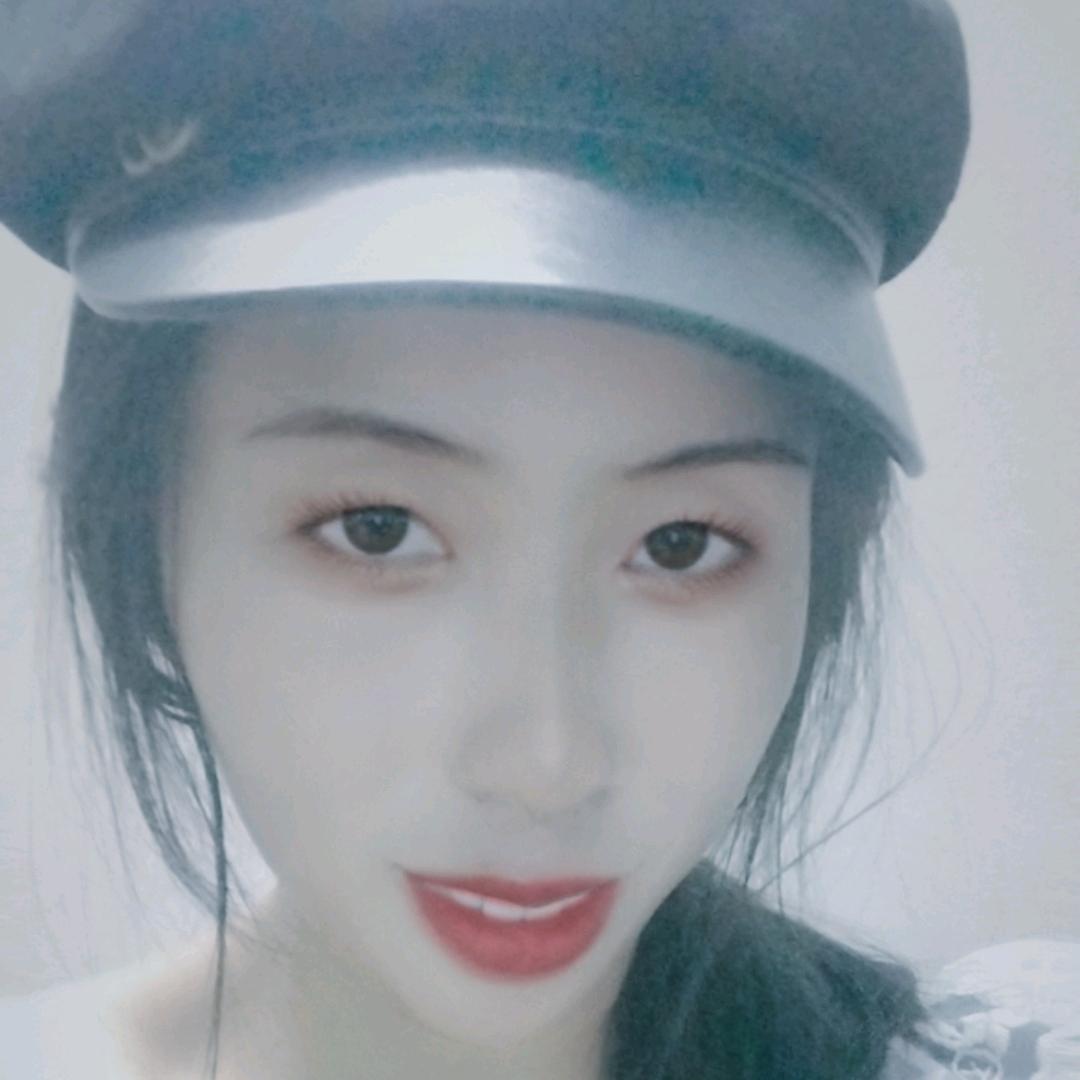 请叫我龙姐姐👧