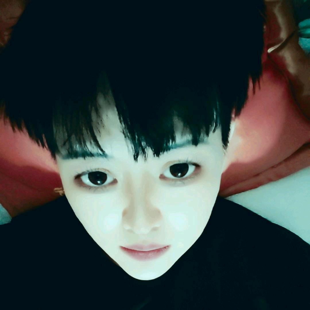 杨琼