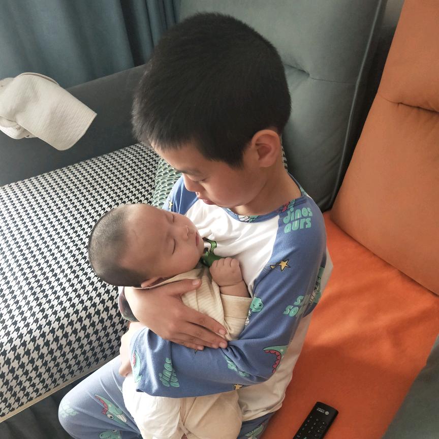 某人家的💋💋💋