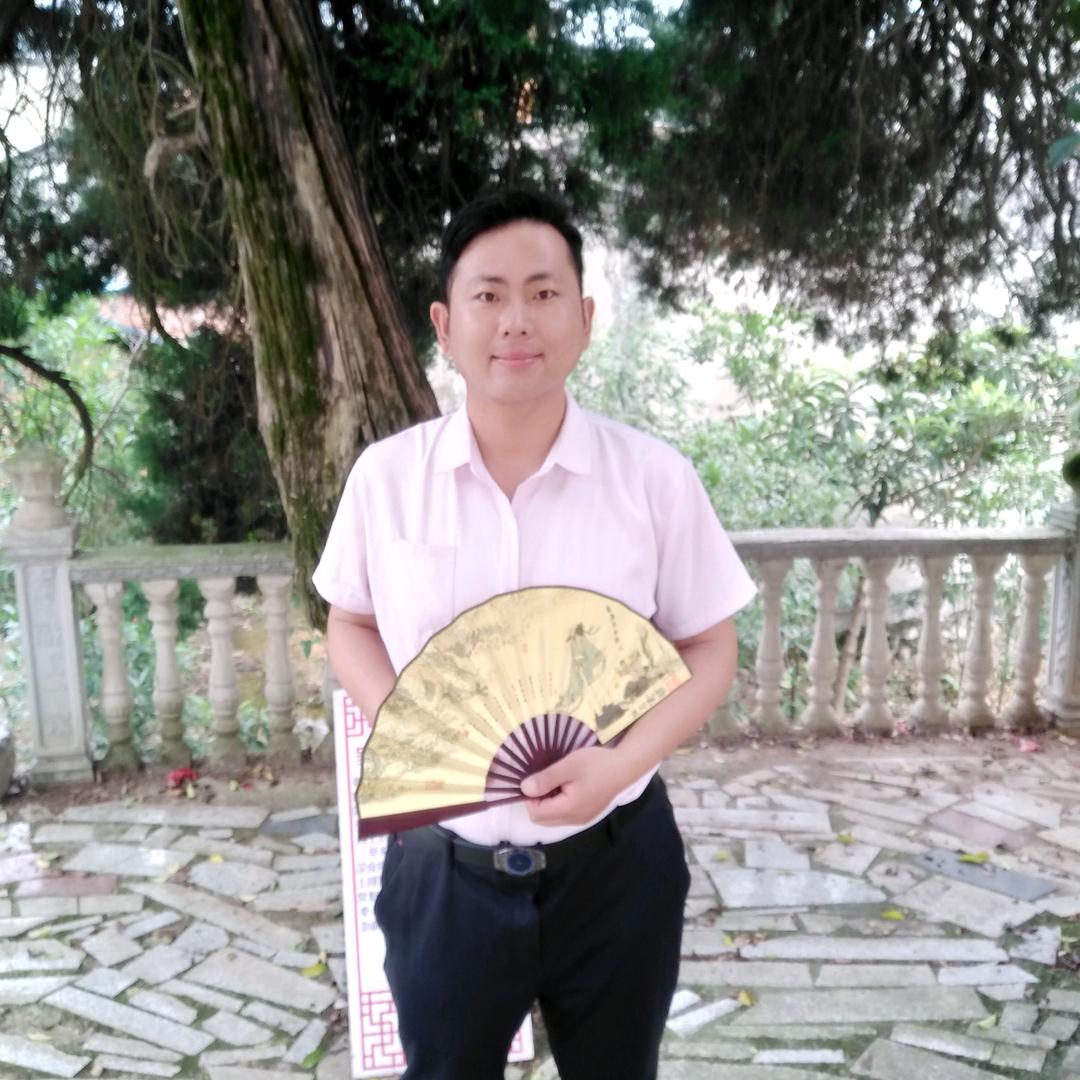 爱在龙心