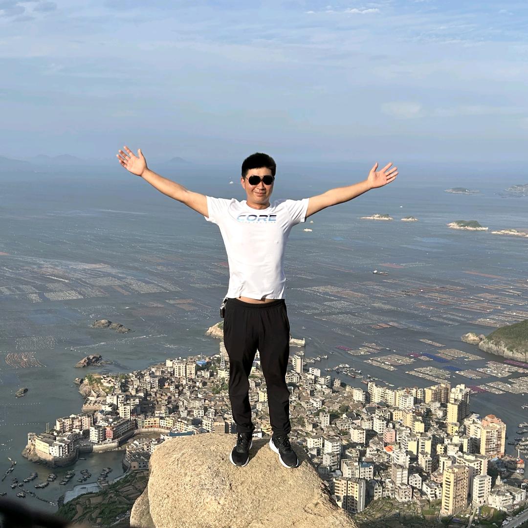 赚钱是游戏，活着是胜利✌✌✌