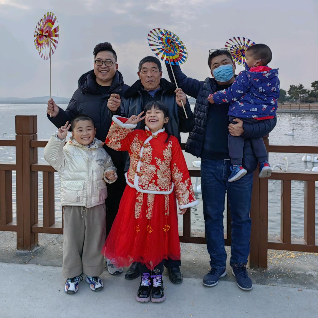 阿龙