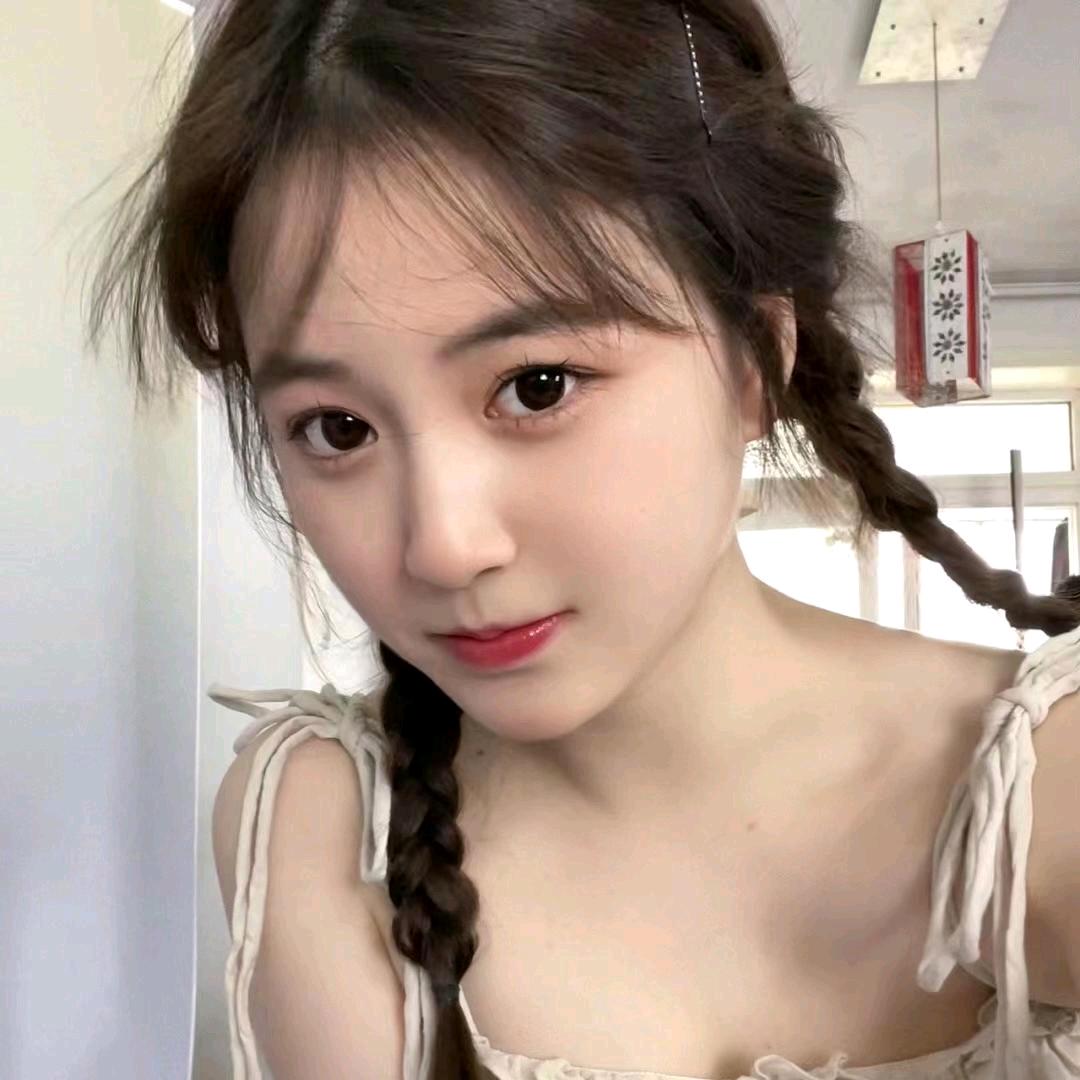 璐奕🤞