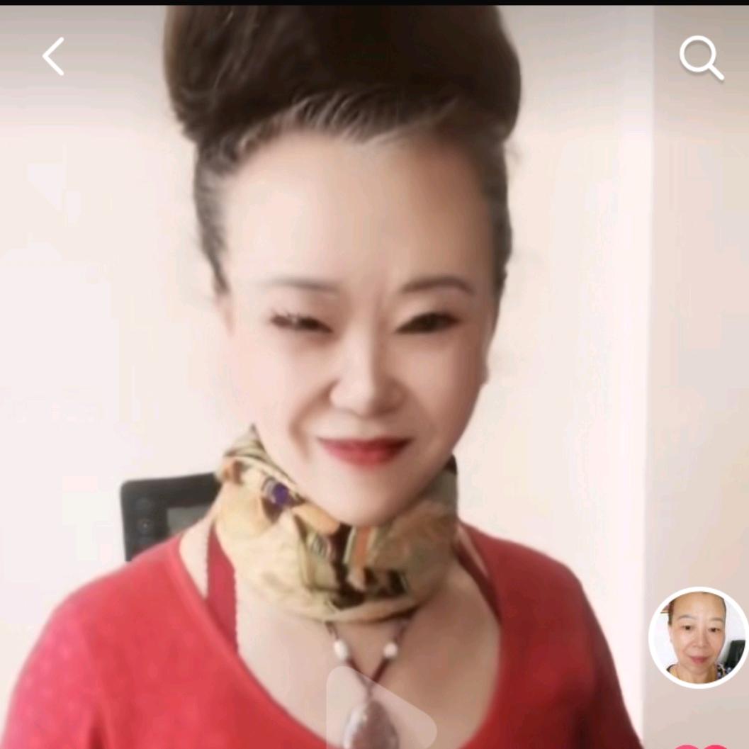 周姐