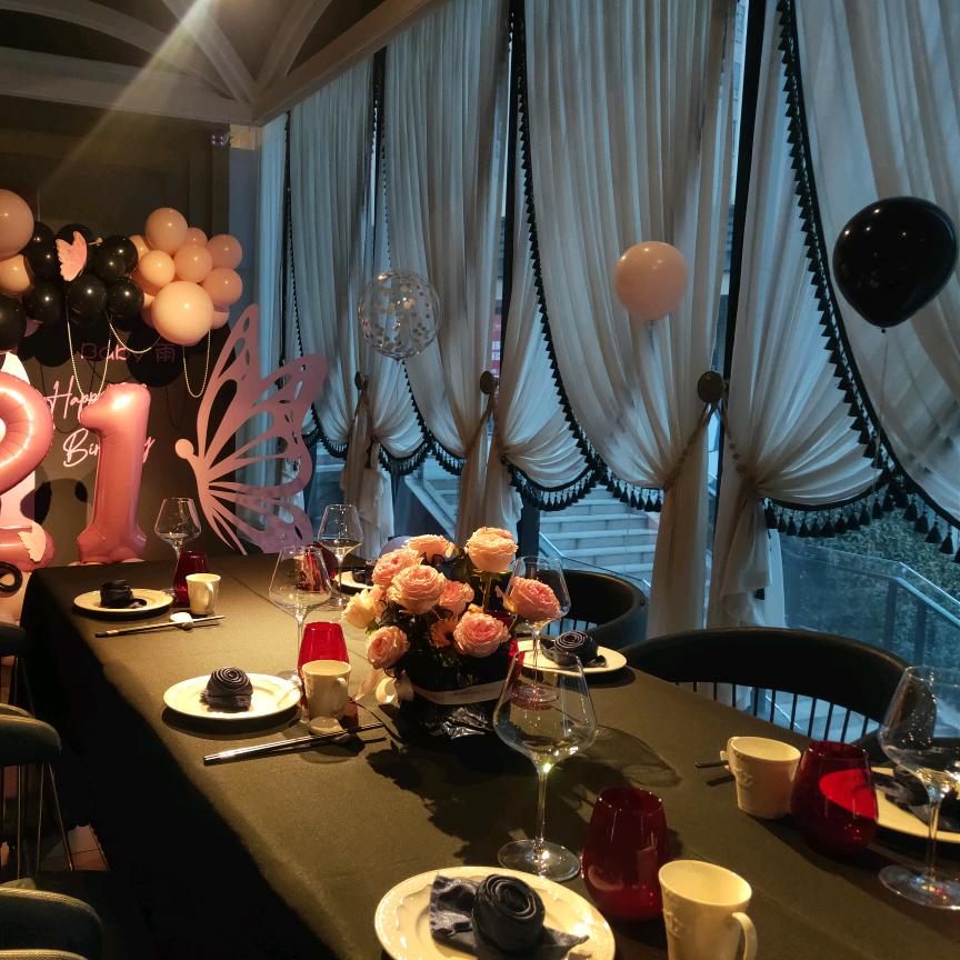 潘潘 |嘎纳餐厅 | 派对王