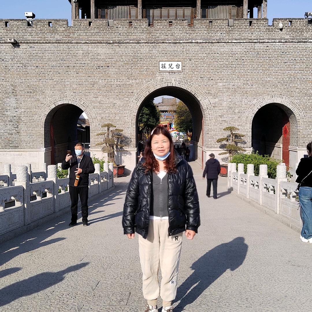 孙云农资店，经营农资三十多年，主经销天脊