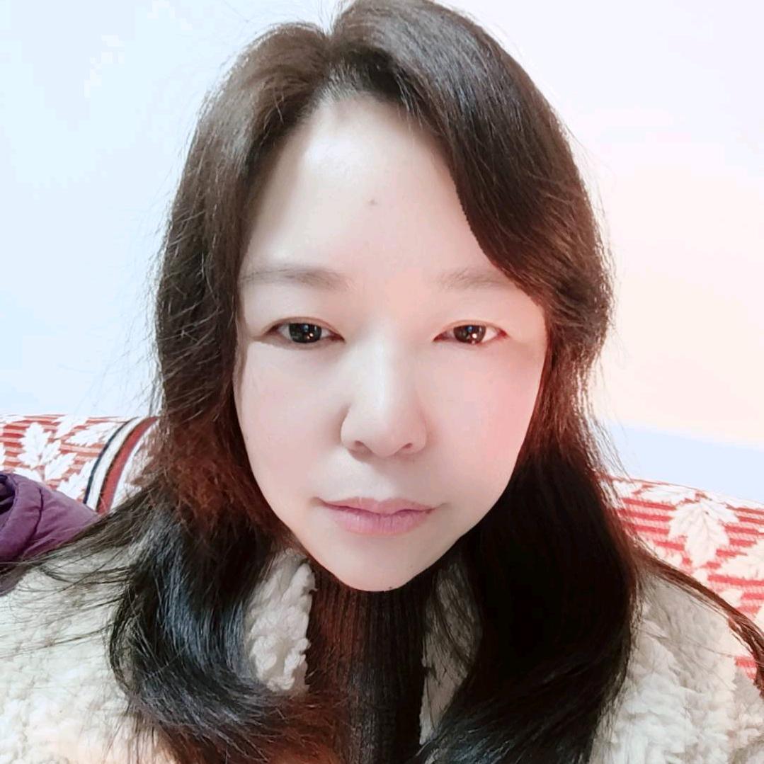 镜中月