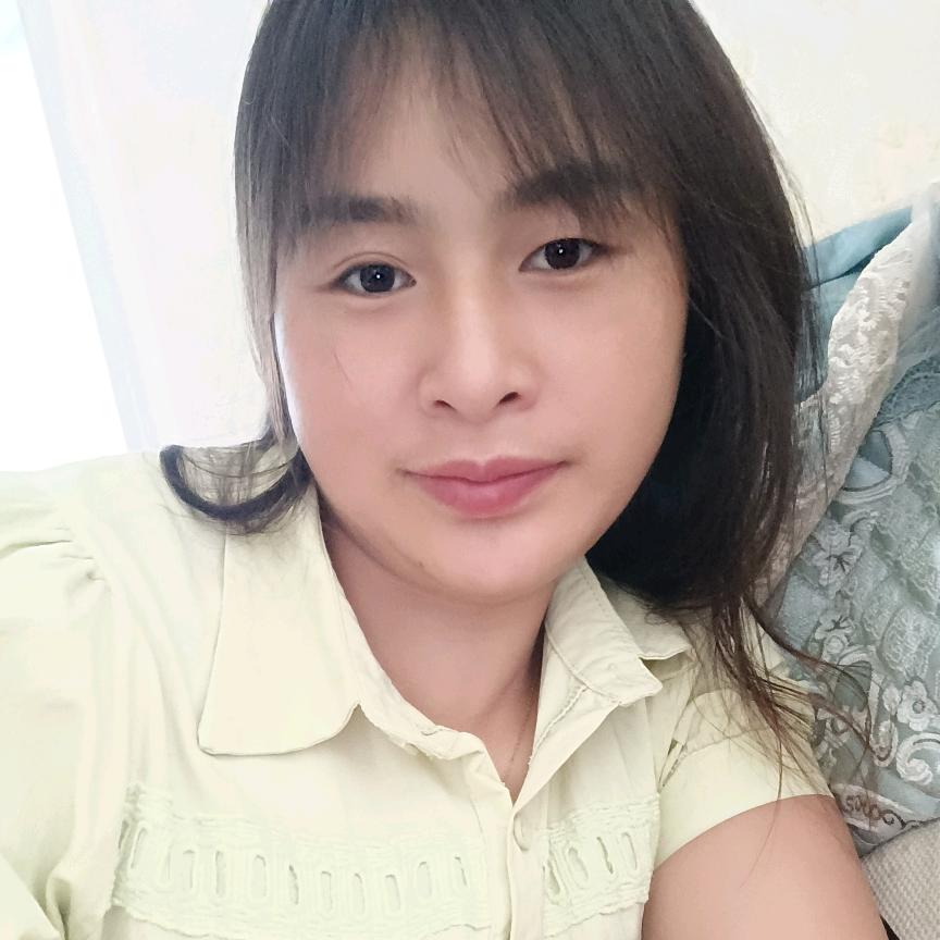 拉沙，水泥，标砖，各种财料等.